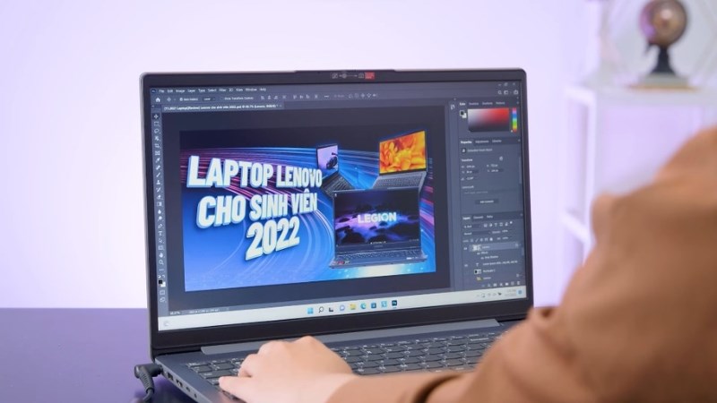 M&agrave;n h&igrave;nh lớn l&agrave;m việc th&ecirc;m chuy&ecirc;n nghiệp hơn