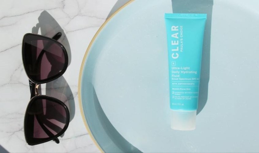 Paula’s Choice Clear Ultra Light SPF 30