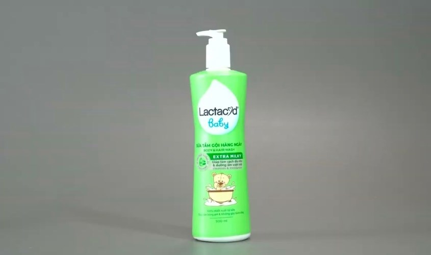 Sữa tắm & gội 2in1 cho bé Lactacyd Extra Milky hương dịu nhẹ 500 ml (mọi độ tuổi)