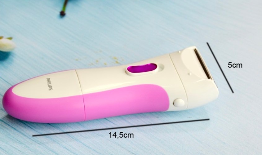 Máy làm sạch lông có thiết kế dạng thuôn dài, chắc tay, dễ cầm nắm