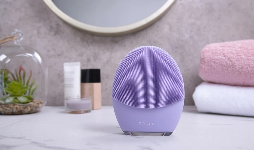 Máy phải tiếp xúc trực tiếp với nước nên yếu tố chống nước vô cùng quan trọng