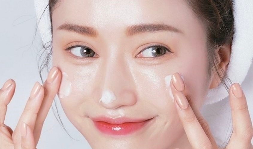 Cơ chế thẩm thấu nhanh giúp da luôn được cung cấp độ ẩm cần thiết