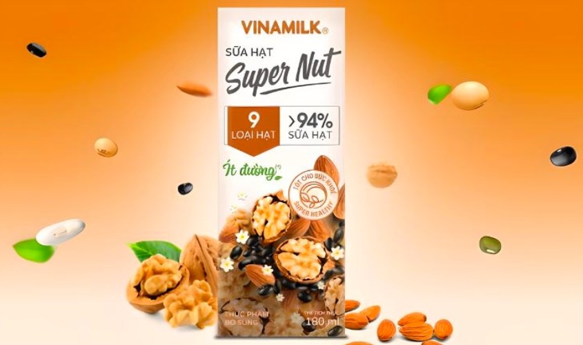 Lốc 4 hộp sữa hạt Vinamilk Super Nut 180 ml (từ 4 tuổi) Lốc 4 hộp sữa hạt Vinamilk Super Nut 180 ml (từ 4 tuổi)