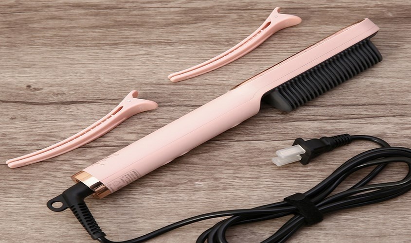 Lược điện có nhiều công dụng làm đẹp cho tóc