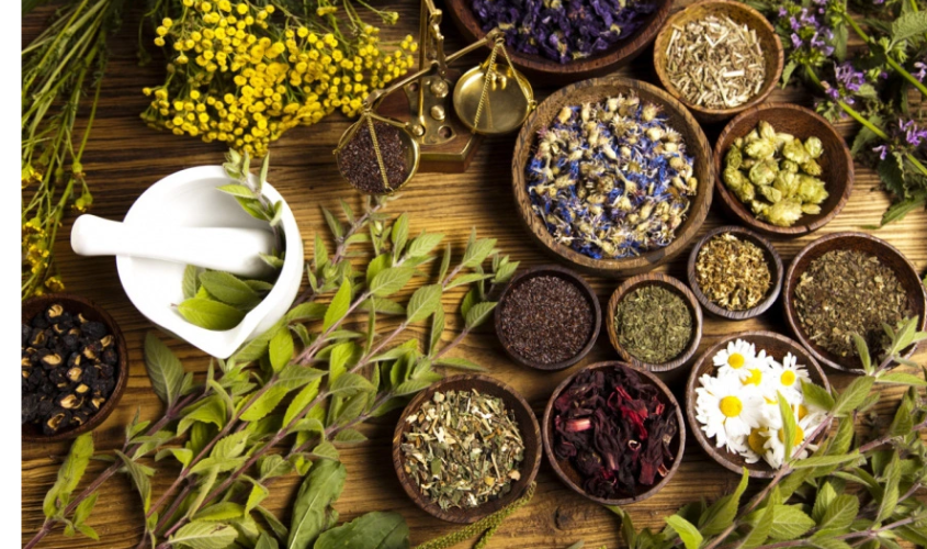 Ưu tiên chọn loại dưỡng tóc có thành phần từ thiên nhiên