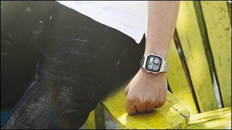 Đồng hồ CASIO AE-1200WHD-1AVDF phù hợp với các chàng trai có cổ tay trung bình Đồng hồ CASIO AE-1200WHD-1AVDF phù hợp với các chàng trai có cổ tay trung bình