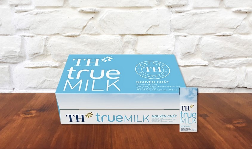 Thùng 48 hộp sữa tươi tiệt trùng TH true MILK không đường 180 ml (từ 1 tuổi)