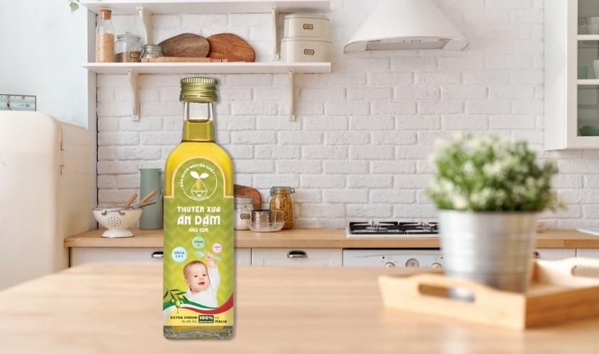 Dầu oliu Thuyền Xưa ăn dặm cho bé chai 65 ml (từ 6 tháng)