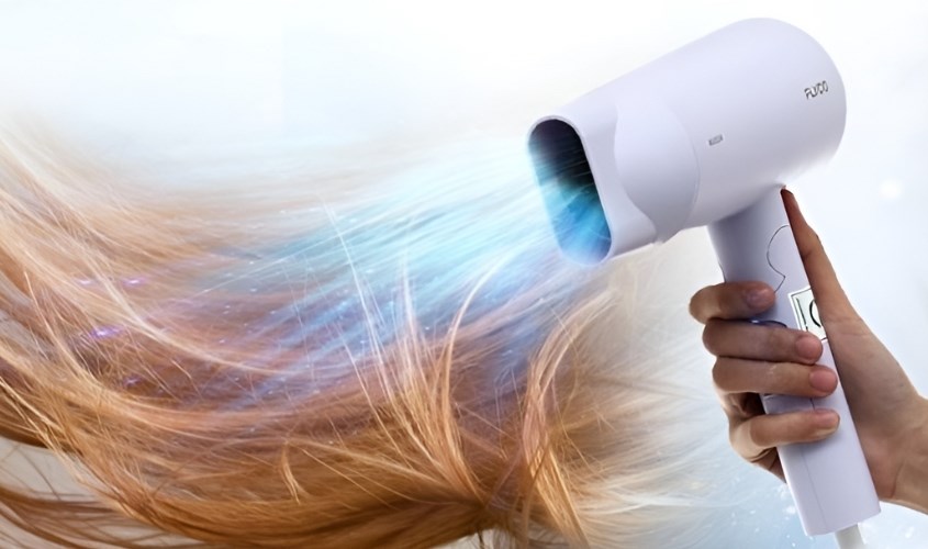Chế độ sấy ion giúp tóc phẳng và bóng mượt óng ả