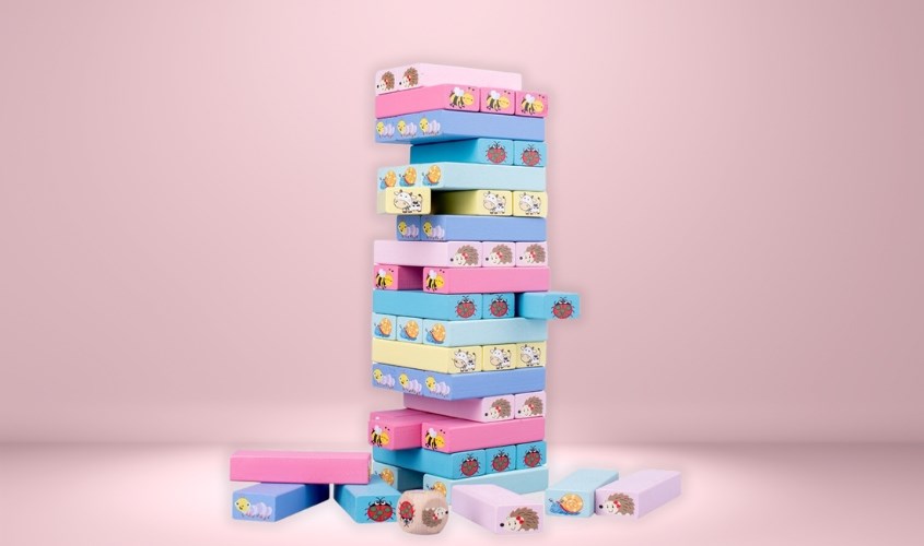 Đồ chơi rút gỗ giúp bé phát triển sự khéo léo