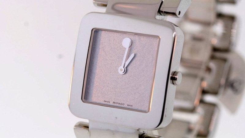 Đồng hồ MOVADO mặt vuông được trau chuốt tỉ mỉ trong từng mẫu thiết kế Đồng hồ MOVADO mặt vuông được trau chuốt tỉ mỉ trong từng mẫu thiết kế