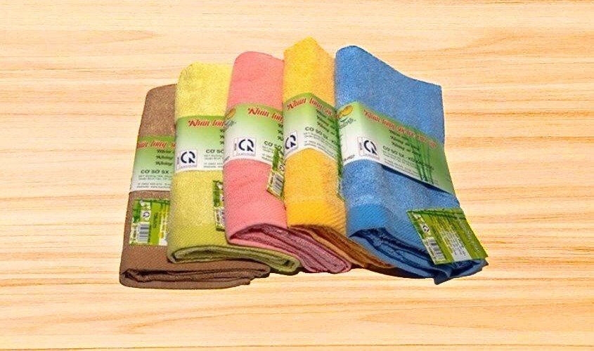 Khăn mặt sợi tre KACHOOBABY 30x50 cm - Màu ngẫu nhiên