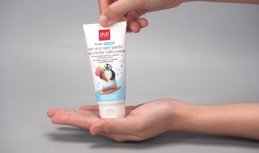 Kem đánh răng cho bé 2 - 6 tuổi Splat Kids hương kem trái cây 50 ml