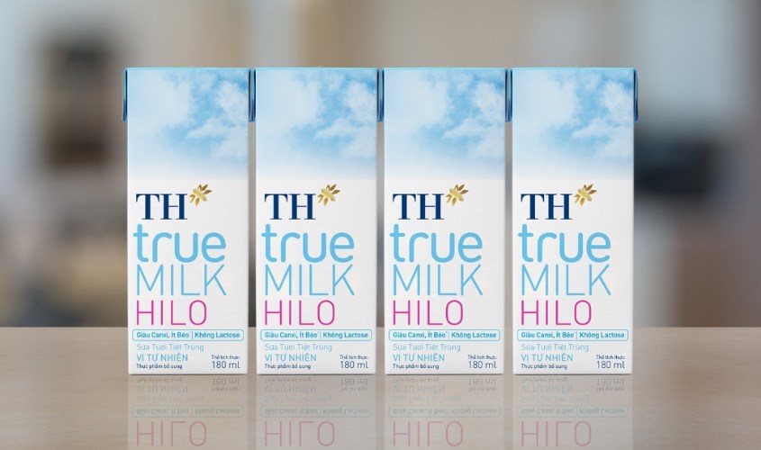 Thùng 48 hộp sữa tươi tiệt trùng TH true MILK Hilo không đường 180 ml (từ 1 tuổi)