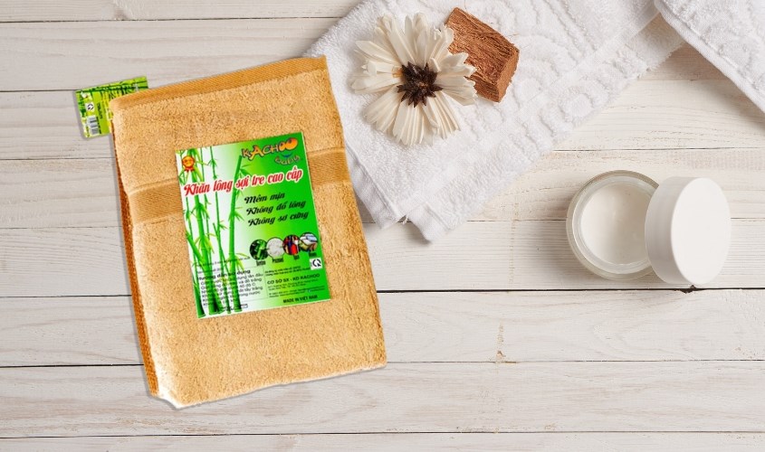 Khăn tắm sợi tre KACHOOBABY 3 lớp 70x140 cm - Màu ngẫu nhiên