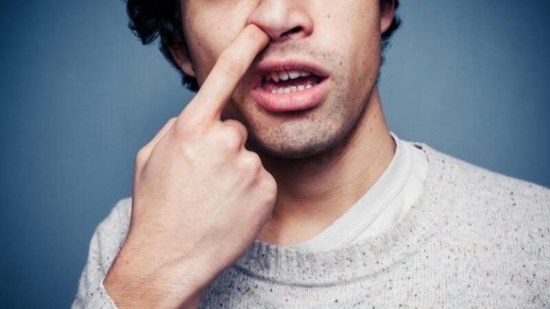 Ngoáy mũi có thể khiến cho niêm mạc mũi bị tổn thương