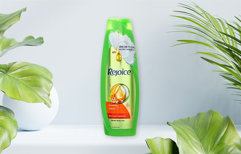 Dầu gội Rejoice siêu mềm mượt 48 giờ 304 ml