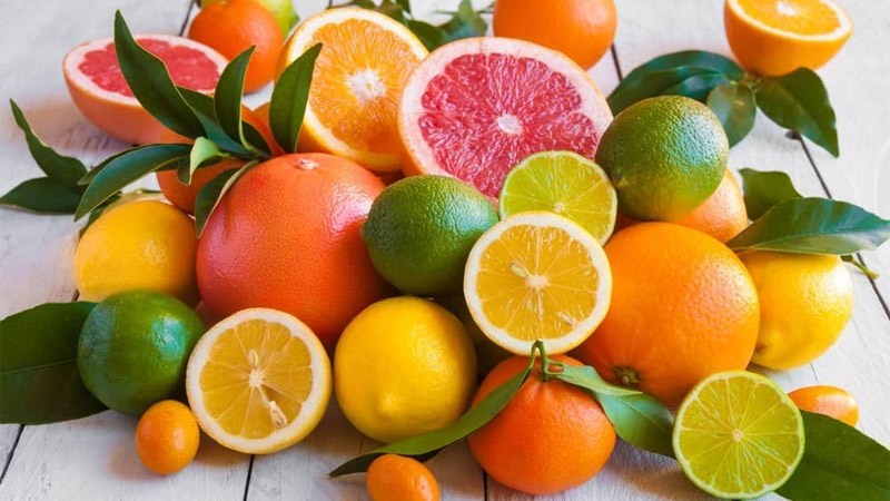 Các loại trái cây họ cam quýt nên được hạn chế trong quá trình điều trị zona
