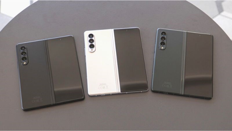 Viên pin dung lượng lớn nằm gọn trong chiếc điện thoại Viên pin dung lượng lớn nằm gọn trong chiếc điện thoại