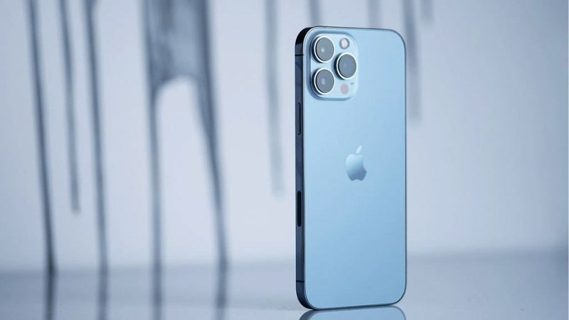 Đối tượng n&ecirc;n sử dụng iPhone 13 Pro Max c&oacute; thể l&agrave; sinh vi&ecirc;n, nh&acirc;n vi&ecirc;n văn ph&ograve;ng,...