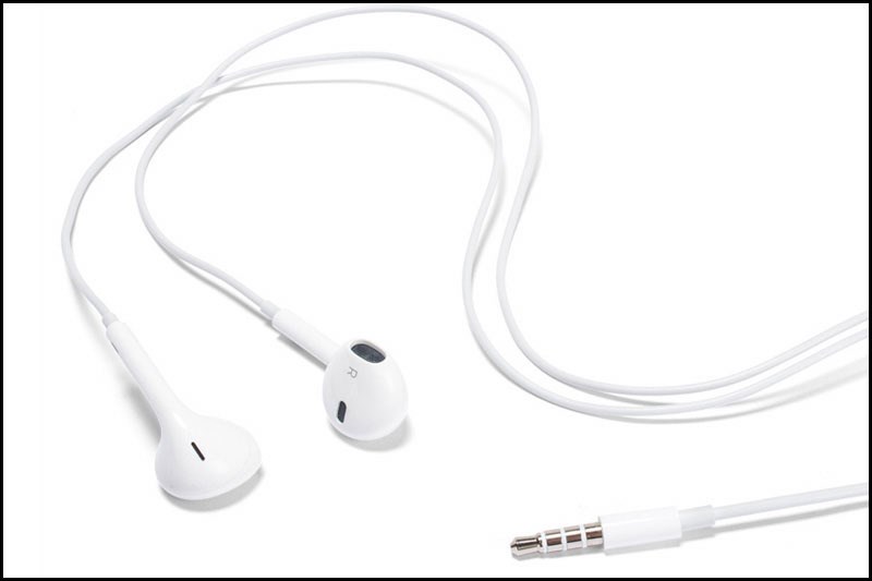 Thiết kế tai nghe quen thuộc đến từ nh&agrave; Apple