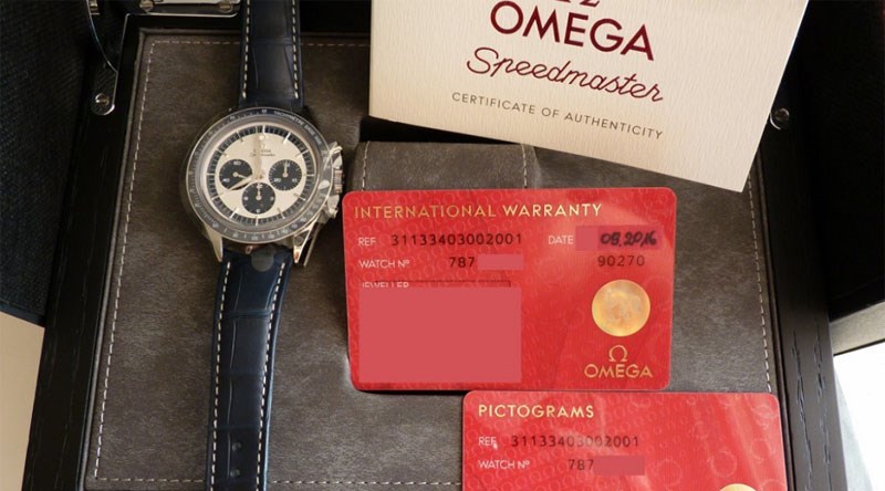 Kiểm tra số seri đồng hồ Omega tr&ecirc;n thẻ bảo h&agrave;nh