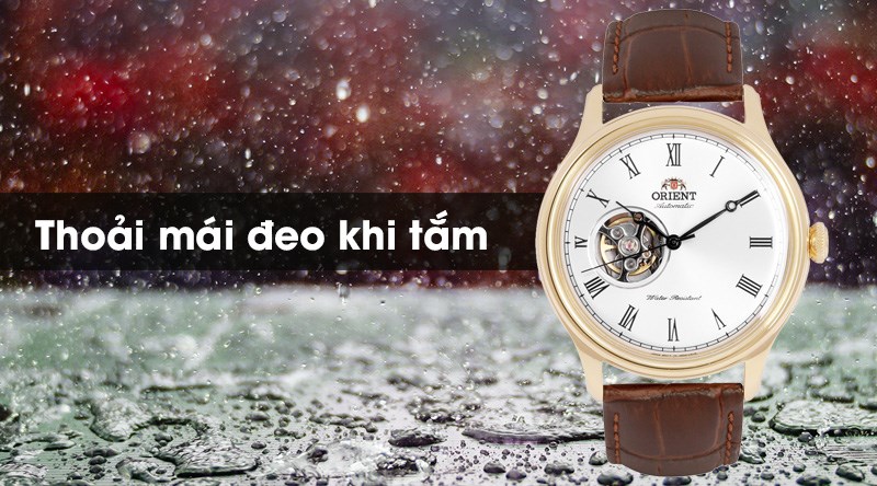 Thoải m&aacute;i khi mang đi tắm với kh&aacute;ng nước 5 ATM