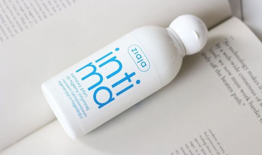 Dung dịch vệ sinh Intima Ziaja màu xanh nhạt Dung dịch vệ sinh Intima Ziaja màu xanh nhạt