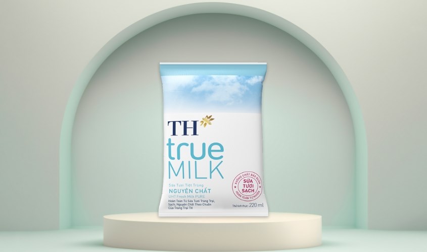Thùng 48 bịch sữa tươi tiệt trùng TH true MILK không đường 220 ml (từ 1 tuổi)