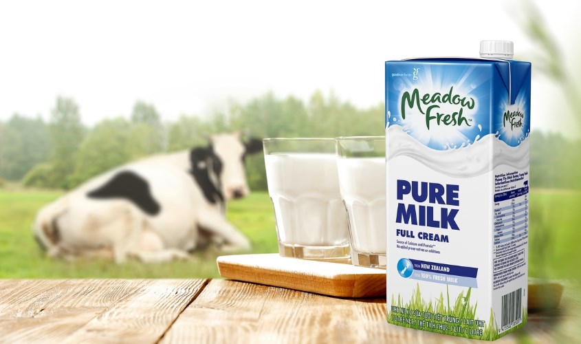 Sữa tươi nguyên kem Meadow Fresh