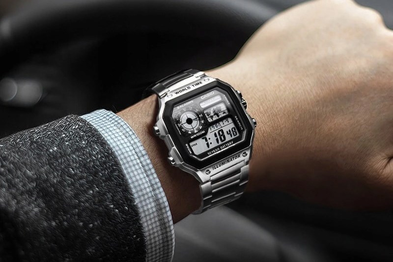 Thời gian được hiển thị bằng số điện tử gi&uacute;p bạn xem thời gian ch&iacute;nh x&aacute;c cao