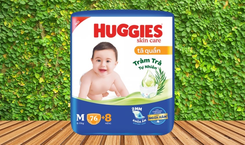 Tã quần Huggies Skincare cực đại size M 76 + 8 miếng (6 - 11 kg) - Giao bao bì ngẫu nhiên