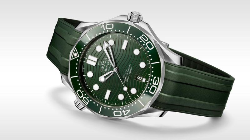 Đồng hồ Omega Seamaster c&oacute; thiết kế độc đ&aacute;o