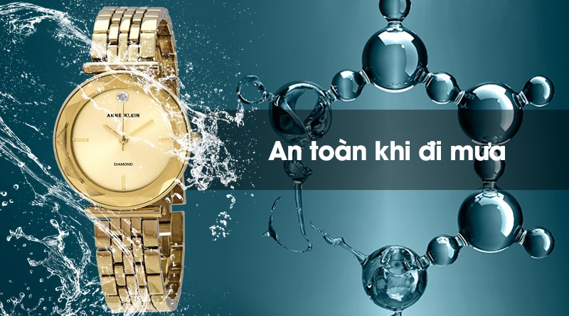 Bảo vệ chiếc đồng hồ khi tiếp x&uacute;c với nước