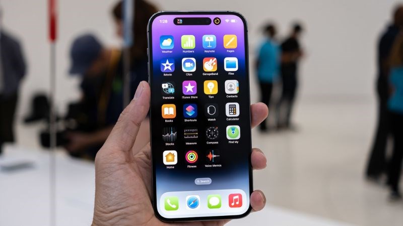 M&agrave;n h&igrave;nh iPhone 14 Pro