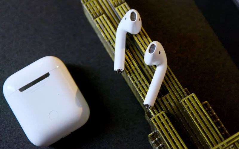 AirPods 2 nhỏ gọn và tiện lợi, kết nối cực nhanh, cực xịn, mic thoại chất lượng cao