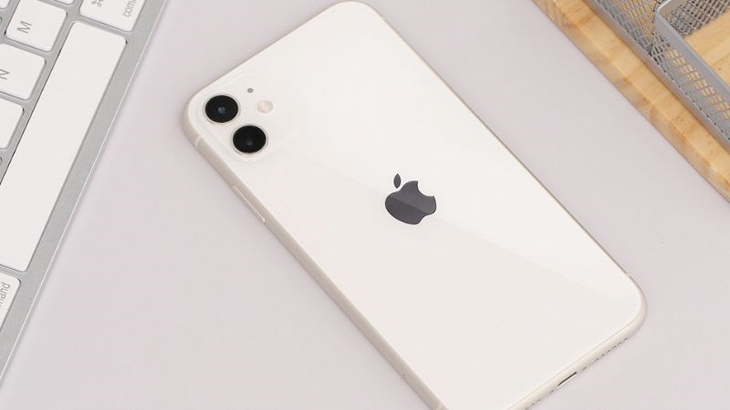 iPhone 11 128GB mang m&agrave;u sắc sang trọng, bắt mắt