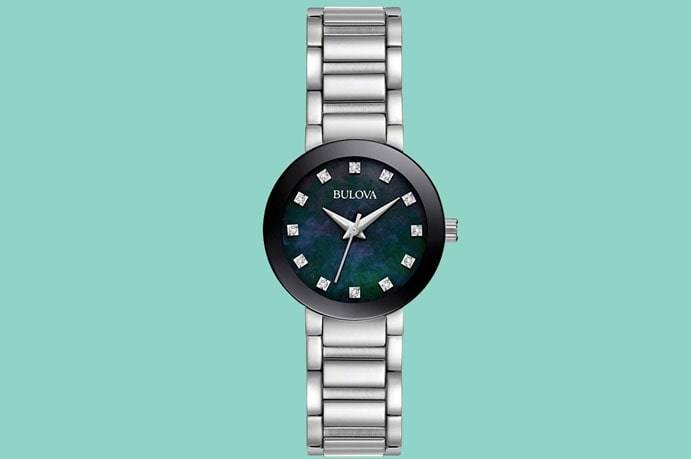 Thiết kế sang trọng, tinh tế với tone m&agrave;u bạc