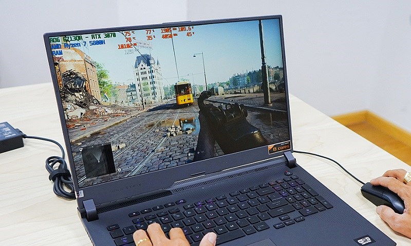 Intel Core i5-12500H cho hiệu suất chơi game ổn định