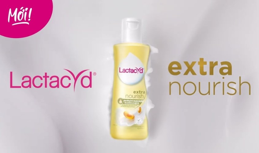 Dung dịch vệ sinh phụ nữ Lactacyd Extra Nourish hương dịu nhẹ 150 ml
