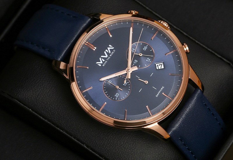 Sở hữu bộ m&aacute;y quartz đến từ Nhật Bản b&ecirc;n trong