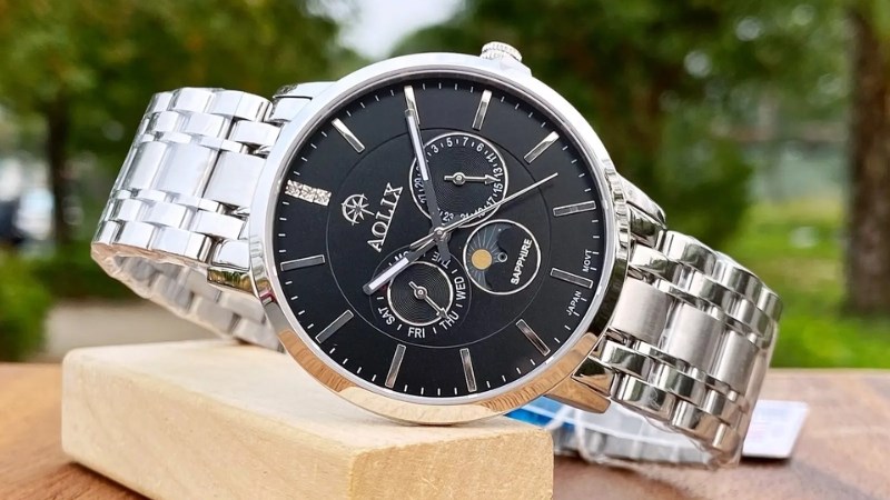 Kim đồng hồ Aolix được thiết kế mảnh và dài Kim đồng hồ Aolix được thiết kế mảnh và dài