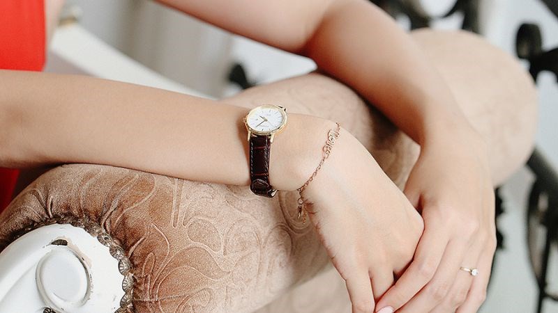 Dây da tạo sự thoải mái khi đeo Dây da tạo sự thoải mái khi đeo