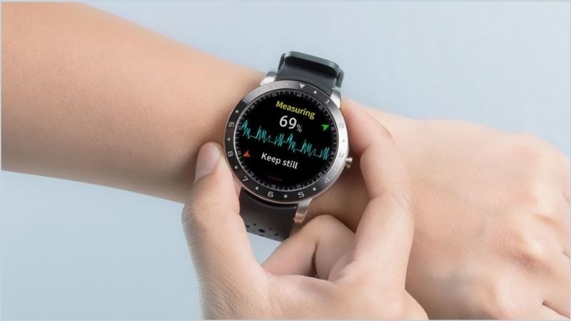 Đồng hồ c&oacute; độ chống nước 5 ATM - tắm, bơi 