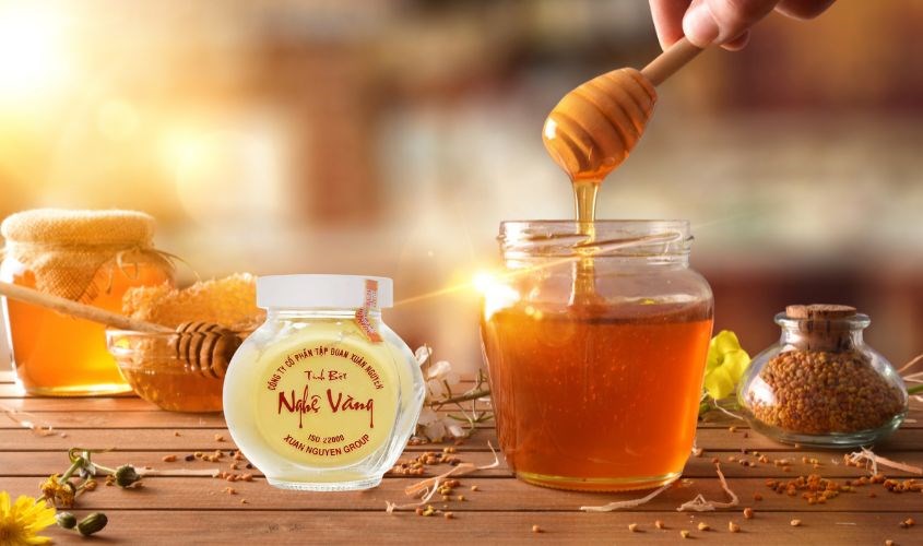 Tinh bột nghệ vàng Xuân Nguyên hũ 75g