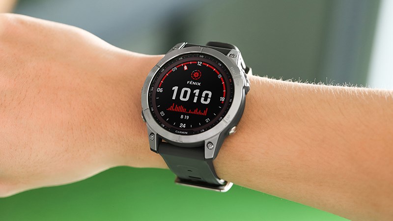 Thiết kế thời thượng cùng viền bezel chắc chắn Thiết kế thời thượng cùng viền bezel chắc chắn