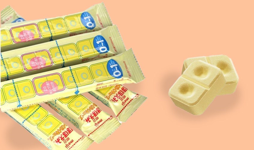 Sữa bột dạng thanh Meiji Infant Formula Ezcube 540g (từ 0 - 12 tháng) Sữa bột dạng thanh Meiji Infant Formula Ezcube 540g (từ 0 - 12 tháng) tiện lợi mang theo khi đi xa