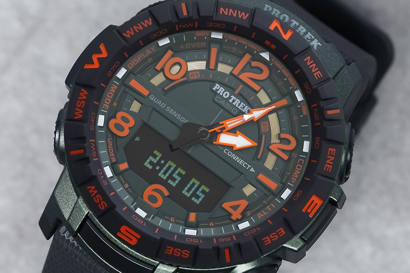 Đồng hồ với thiết kế c&aacute; t&iacute;nh v&agrave; mạnh mẽ