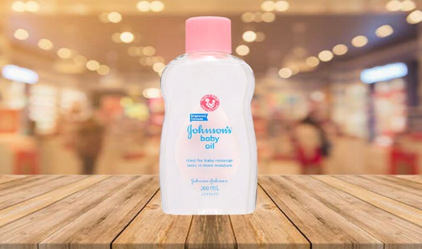 Dầu massage dưỡng ẩm cho bé Johnson