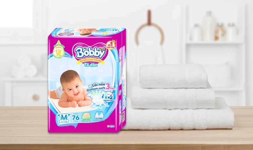 Tã dán Bobby size M 76 miếng (6 - 11 kg) Tã dán Bobby size M 76 miếng (6 - 11 kg)